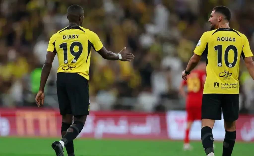 مباراة الاتحاد والقادسية - مباشر: الاتحاد والقادسية في قمة الجولة 34 بالدوري السعودي